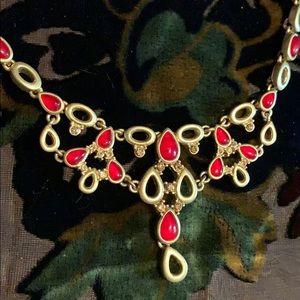 ❤️Lia Sophia Necklace.